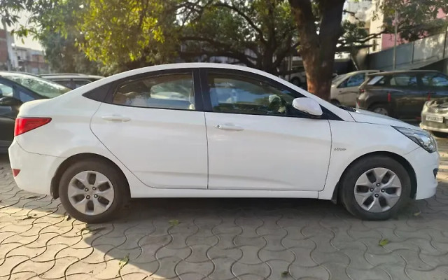 Hyundai Verna 1.6 VTVT S Second-hand 2017 Hyundai Verna 1.6 VTVT S for sale in Lucknow-1