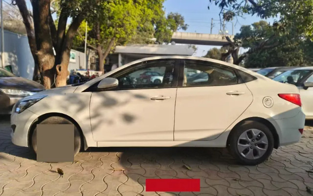 Hyundai Verna 1.6 VTVT S Second-hand 2017 Hyundai Verna 1.6 VTVT S for sale in Lucknow-3