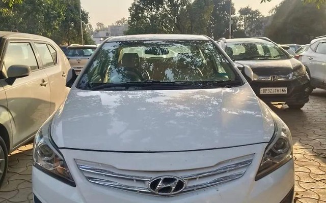 Hyundai Verna 1.6 VTVT S Second-hand 2017 Hyundai Verna 1.6 VTVT S for sale in Lucknow-5