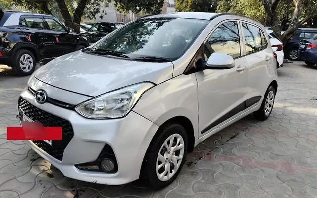 Hyundai EON Sportz Second-hand 2018 Hyundai EON Sportz for sale in Lucknow-4