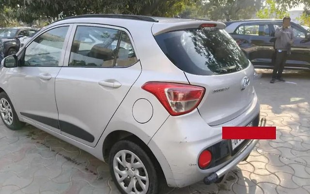 Hyundai EON Sportz Second-hand 2018 Hyundai EON Sportz for sale in Lucknow-5