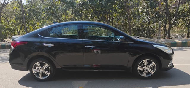 Second-hand 2019 Hyundai Verna CRDi 1.6 SX Option AT for sale in Agra-1