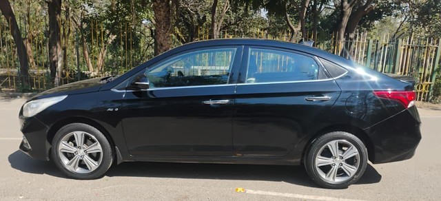 Second-hand 2019 Hyundai Verna CRDi 1.6 SX Option AT for sale in Agra-3