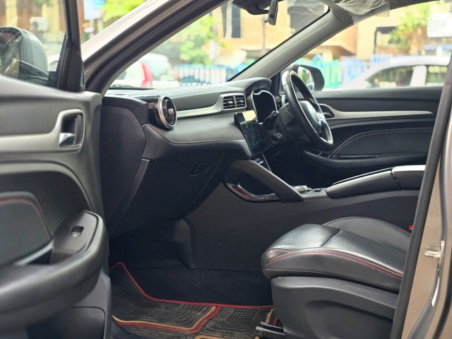 MG ZS EV Exclusive - Photo 9