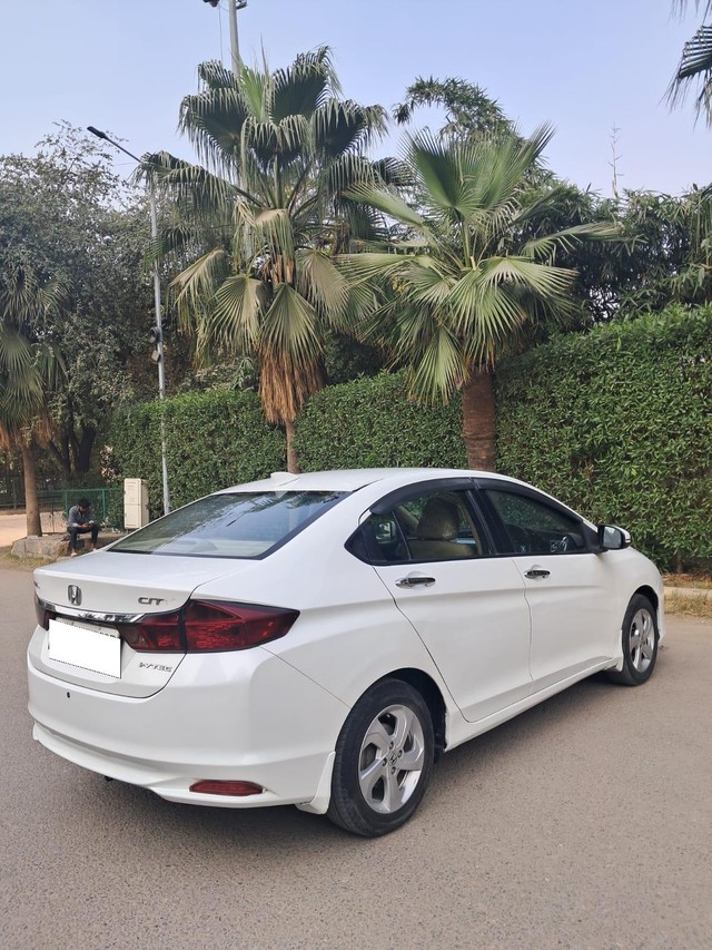 Second-hand 2016 Honda City i VTEC VX for sale in New Delhi-7