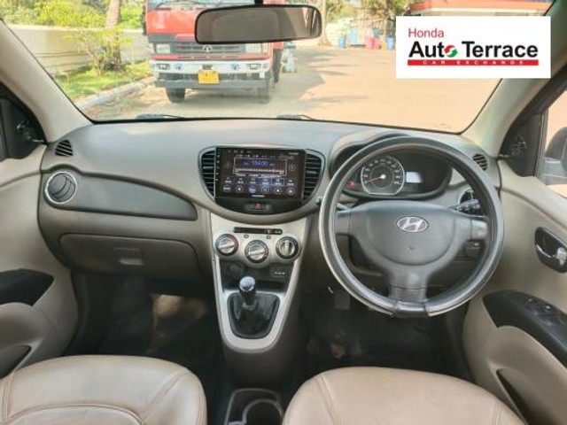 Second-hand 2014 Hyundai i10 Sportz 1.2 for sale in Pondicherry-10