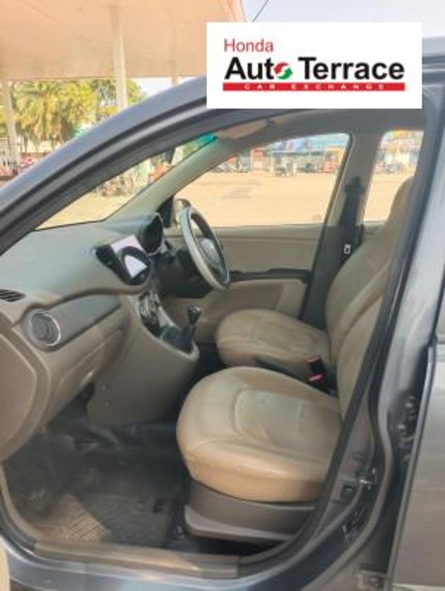 Second-hand 2014 Hyundai i10 Sportz 1.2 for sale in Pondicherry-13