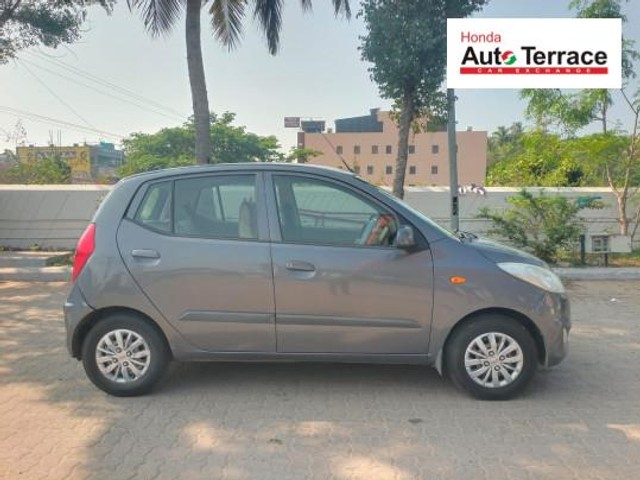 Second-hand 2014 Hyundai i10 Sportz 1.2 for sale in Pondicherry-2