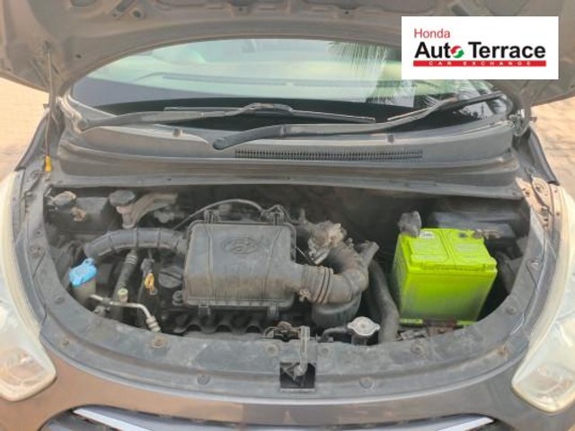 Second-hand 2014 Hyundai i10 Sportz 1.2 for sale in Pondicherry-8