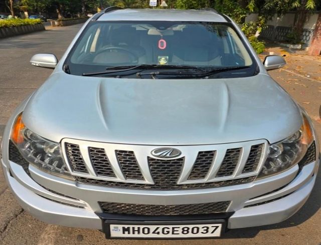 Second-hand 2013 Mahindra XUV500 W8 2WD for sale in Mumbai