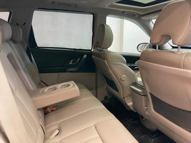 Second-hand 2016 Mahindra XUV500 AT W10 FWD for sale in Mumbai-7