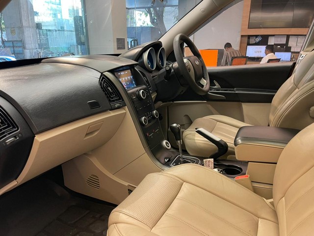 Second-hand 2016 Mahindra XUV500 AT W10 FWD for sale in Mumbai-11