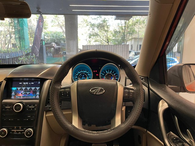 Second-hand 2016 Mahindra XUV500 AT W10 FWD for sale in Mumbai-10