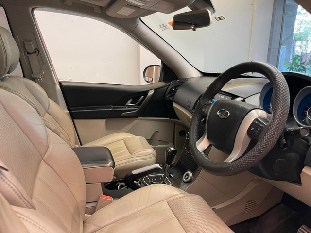 Second-hand 2016 Mahindra XUV500 AT W10 FWD for sale in Mumbai-19