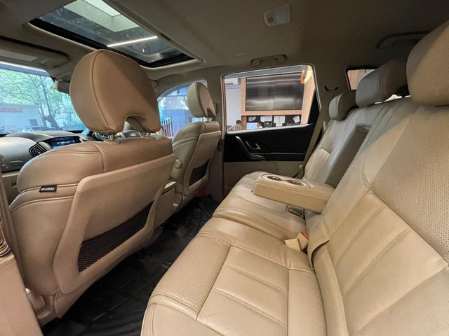 Second-hand 2016 Mahindra XUV500 AT W10 FWD for sale in Mumbai-14