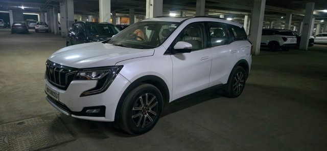 Second-hand 2022 Mahindra XUV700 AX7 Diesel BSVI for sale in Nashik-6