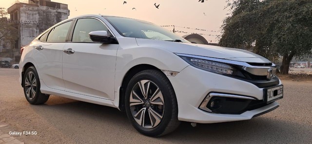 Second-hand 2019 Honda Civic ZX BSIV for sale in New Delhi-17