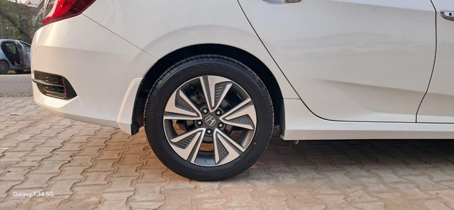 Second-hand 2019 Honda Civic ZX BSIV for sale in New Delhi-18