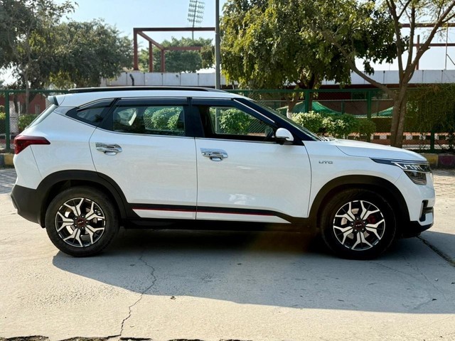 Second-hand 2022 Kia Seltos GTX Plus Diesel AT for sale in New Delhi-1
