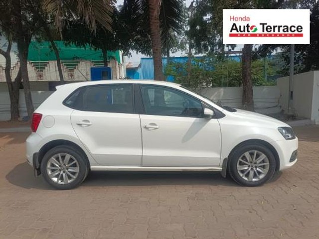 Second-hand 2017 Volkswagen Polo 1.5 TDI Highline for sale in Pondicherry-1