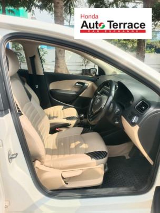 Second-hand 2017 Volkswagen Polo 1.5 TDI Highline for sale in Pondicherry-12