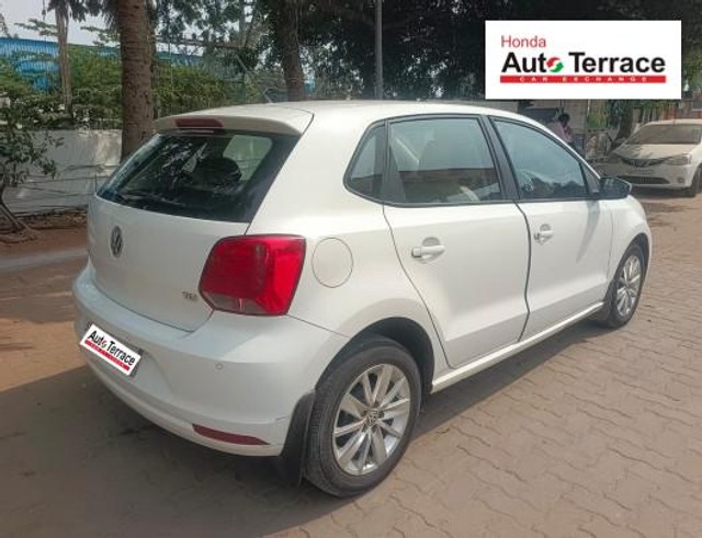 Second-hand 2017 Volkswagen Polo 1.5 TDI Highline for sale in Pondicherry-2