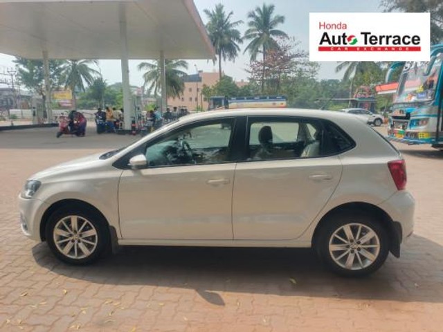 Second-hand 2017 Volkswagen Polo 1.5 TDI Highline for sale in Pondicherry-5