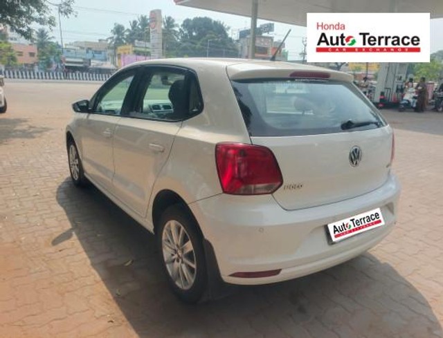 Second-hand 2017 Volkswagen Polo 1.5 TDI Highline for sale in Pondicherry-4