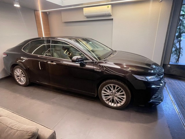 Toyota Camry Hybrid 2.5 Second-hand 2019 Toyota Camry Hybrid 2.5 for sale in Mumbai-13