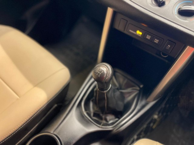 Second-hand 2022 Toyota Innova Crysta 2.4 GX 8 STR for sale in Mumbai-9