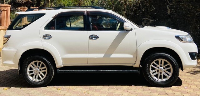 Second-hand 2014 Toyota Fortuner 4x2 Manual for sale in Mumbai-1