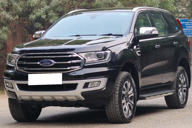 Second-hand 2021 Ford Endeavour Titanium Plus 4X4 AT for sale in New Delhi-0