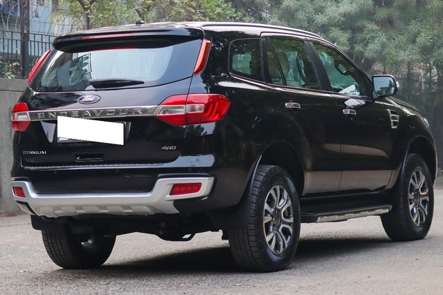 Second-hand 2021 Ford Endeavour Titanium Plus 4X4 AT for sale in New Delhi-7