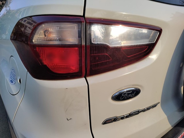 Second-hand 2019 Ford Ecosport Signature Edition Diesel BSIV for sale in Bangalore-7