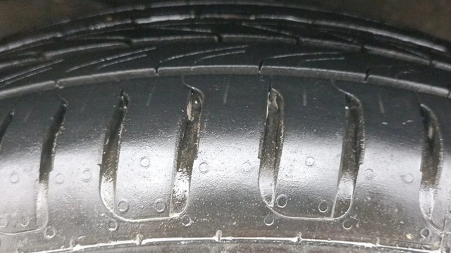 Maruti Suzuki Ertiga ZXI Second-hand 2014 Maruti Suzuki Ertiga ZXI for sale in New Delhi-3