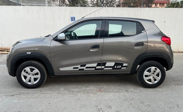 Second-hand 2017 Renault KWID 1.0 RXL for sale in Kolkata-7