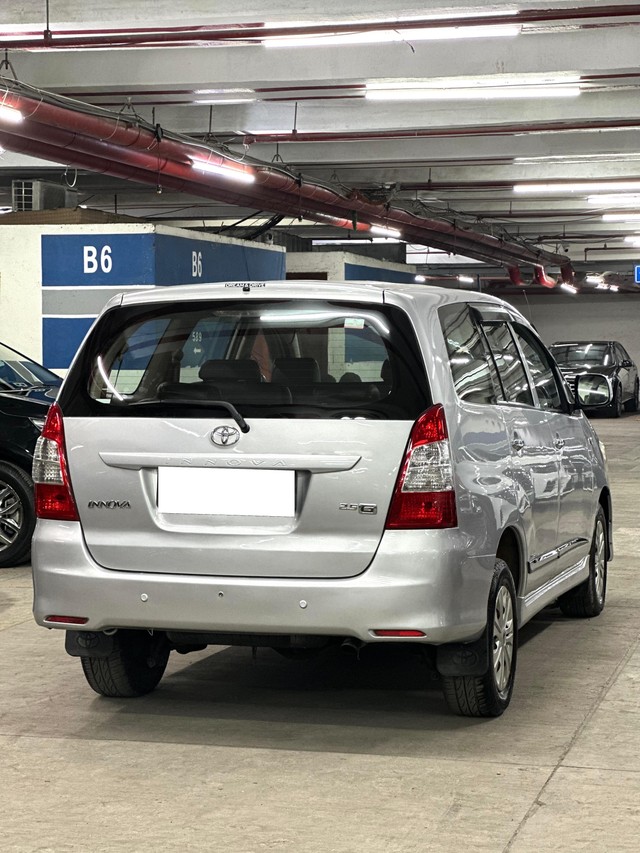 Second-hand 2013 Toyota Innova 2.5 G (Diesel) 7 Seater BS IV for sale in Mumbai-4