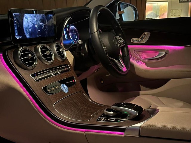 Second-hand 2020 Mercedes-Benz C-Class Progressive C 220d for sale in Navi Mumbai-11