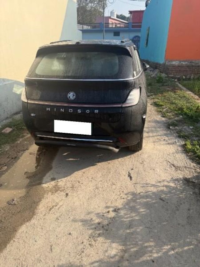 Second-hand 2024 MG Windsor EV Excite for sale in Dehradun-4