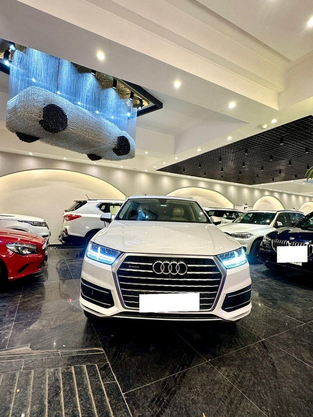 Audi Q7 45 TDI Quattro Technology Second-hand 2017 Audi Q7 45 TDI Quattro Technology for sale in New Delhi-11