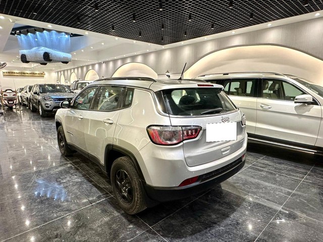 Second-hand 2018 Jeep Compass 1.4 Sport for sale in New Delhi-18