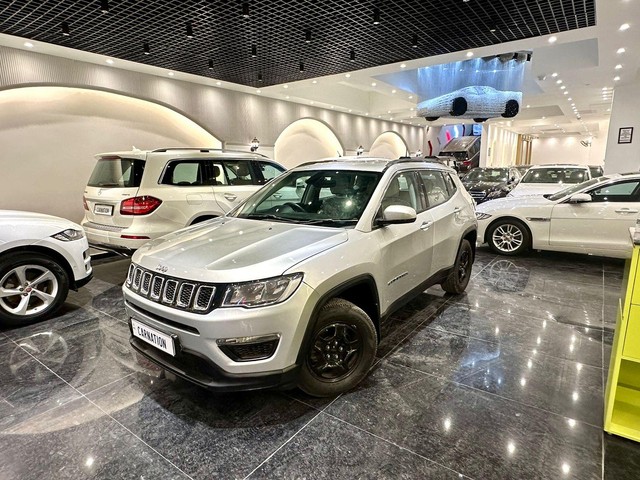 Second-hand 2018 Jeep Compass 1.4 Sport for sale in New Delhi-3