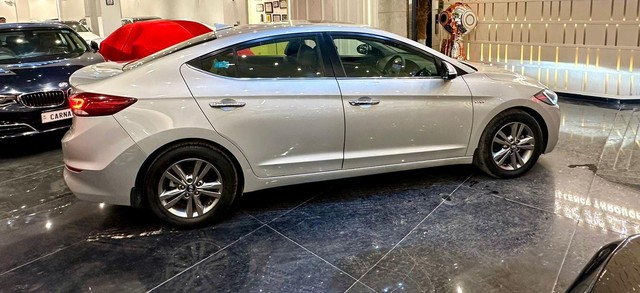 Second-hand 2018 Hyundai Elantra 2.0 SX Option AT for sale in New Delhi-11