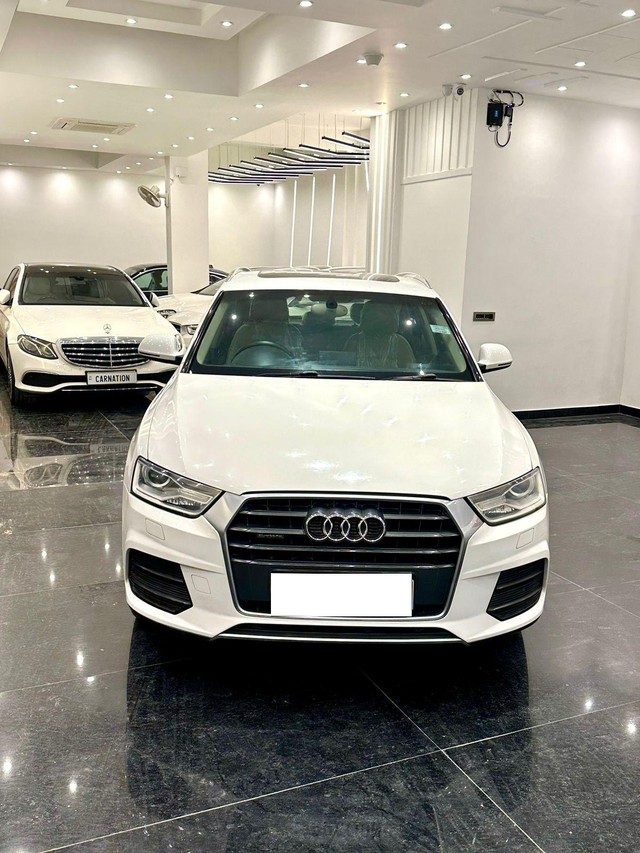 Second-hand 2016 Audi Q3 35 TDI Quattro Premium Plus for sale in New Delhi-3