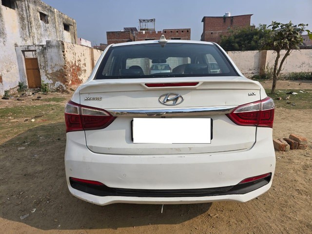 Second-hand 2019 Hyundai Xcent 1.2 CRDi SX for sale in Faizabad-1
