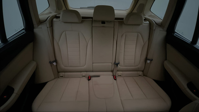 Second-hand 2018 BMW X3 xDrive 20d xLine for sale in Bangalore-27