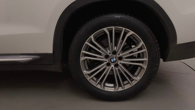 Second-hand 2018 BMW X3 xDrive 20d xLine for sale in Bangalore-19