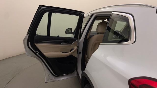 Second-hand 2018 BMW X3 xDrive 20d xLine for sale in Bangalore-31