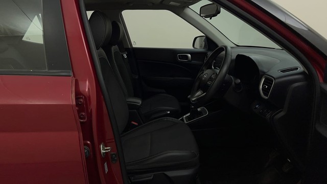 Second-hand 2019 Hyundai Venue SX Opt Turbo iMT BSVI for sale in Bangalore-15