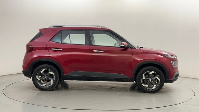 Second-hand 2019 Hyundai Venue SX Opt Turbo iMT BSVI for sale in Bangalore-2